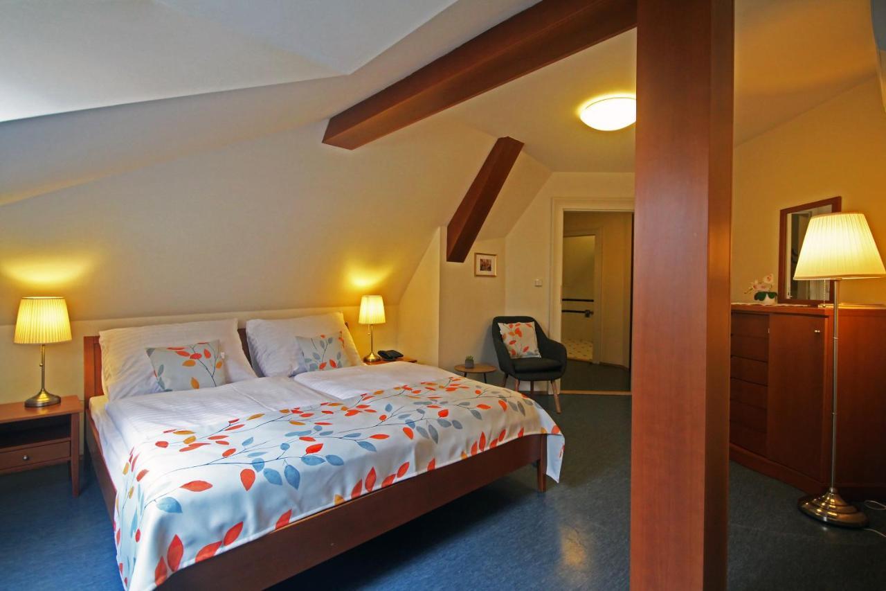 อพาร์ตโฮเทล ซิเบลิอุส Aparthotel ปราก ภายนอก รูปภาพ