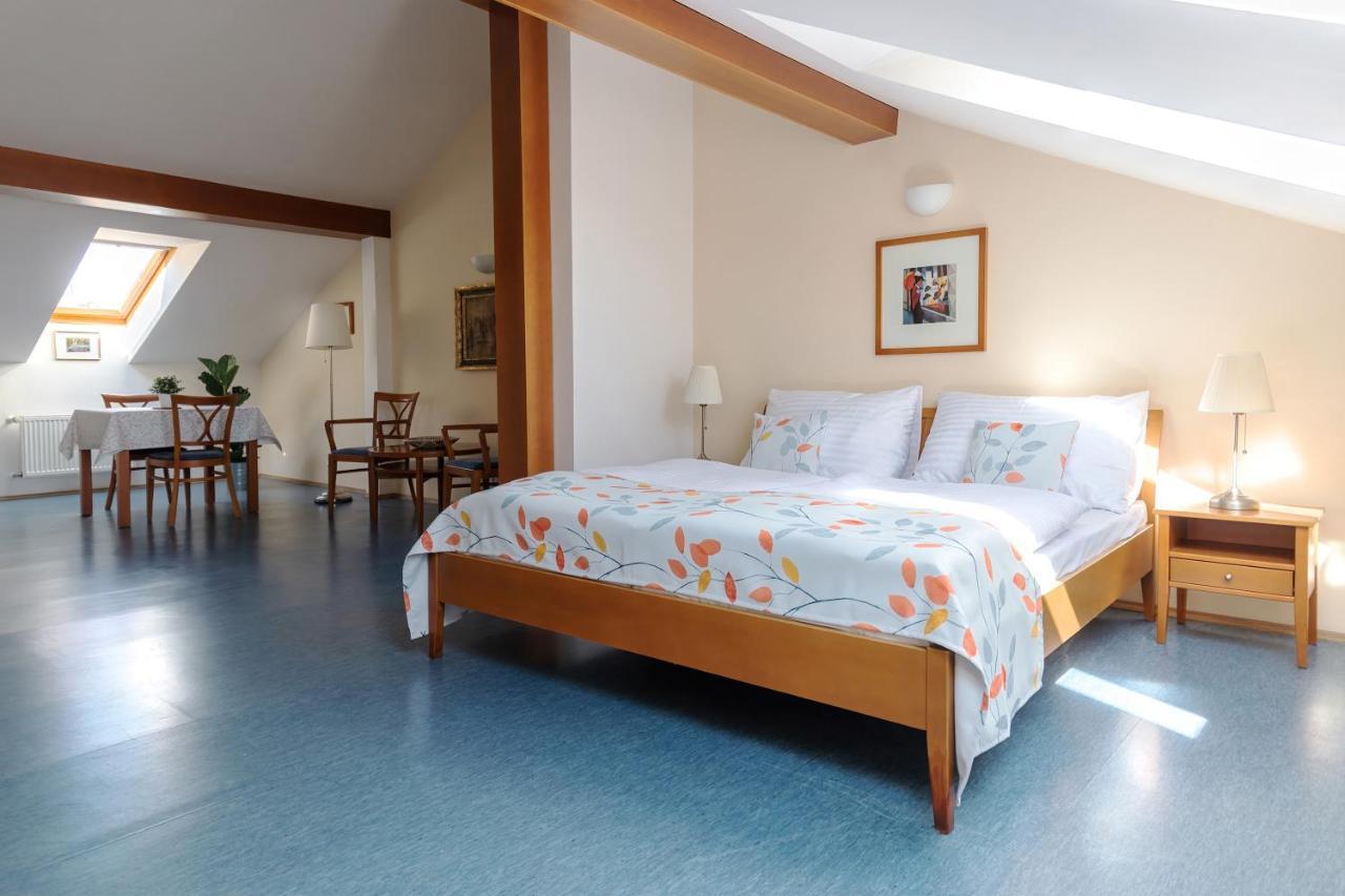 อพาร์ตโฮเทล ซิเบลิอุส Aparthotel ปราก ภายนอก รูปภาพ