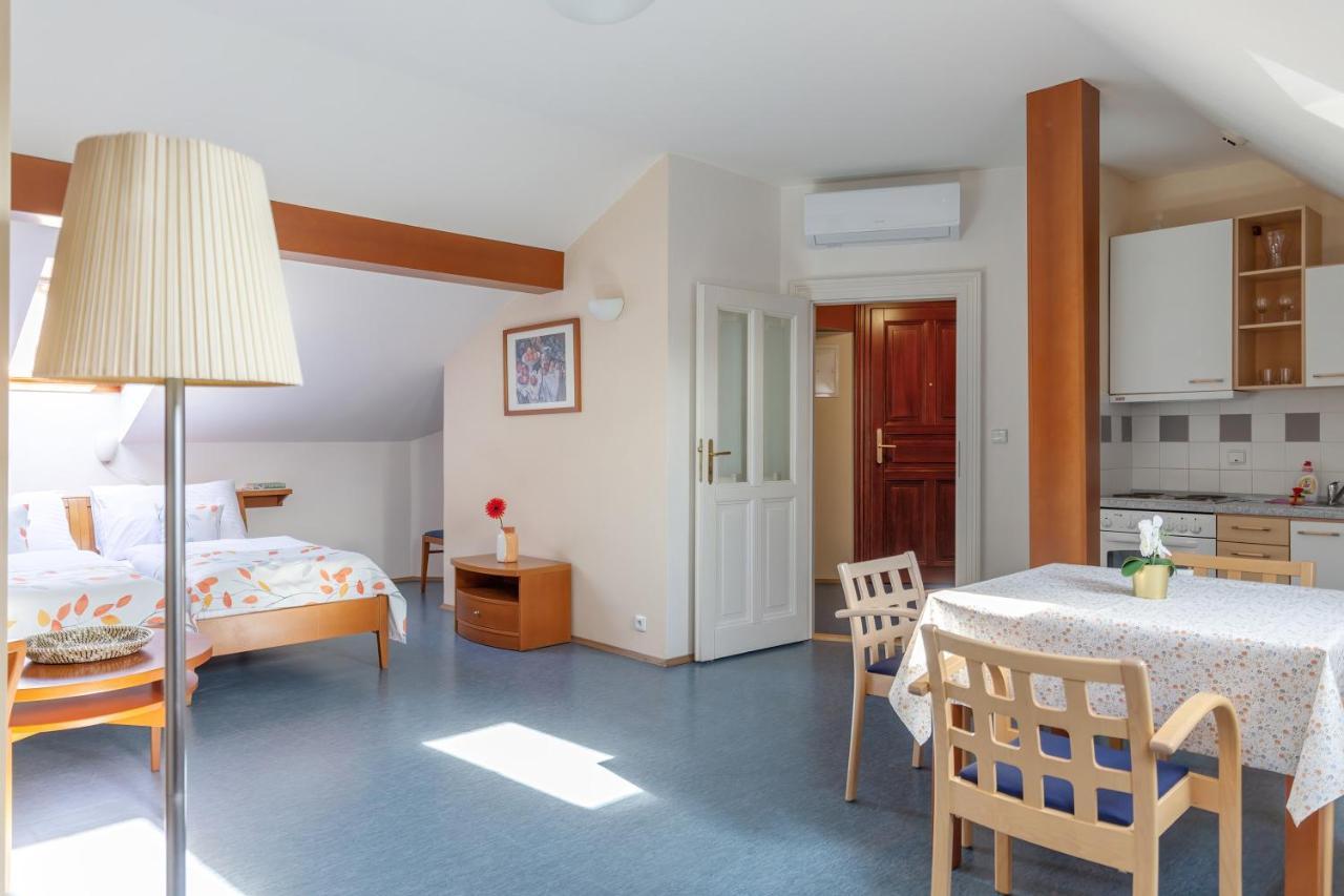 อพาร์ตโฮเทล ซิเบลิอุส Aparthotel ปราก ภายนอก รูปภาพ