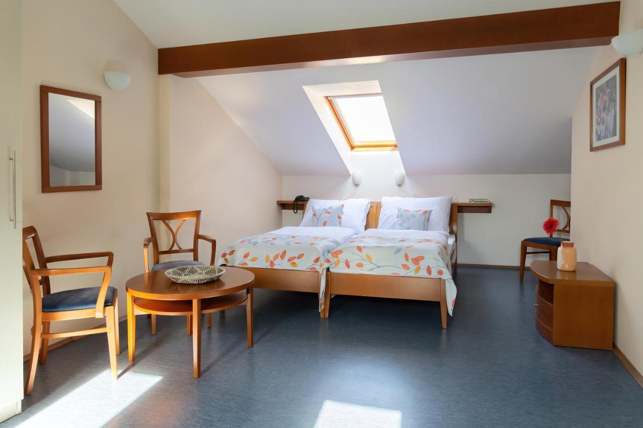 อพาร์ตโฮเทล ซิเบลิอุส Aparthotel ปราก ภายนอก รูปภาพ